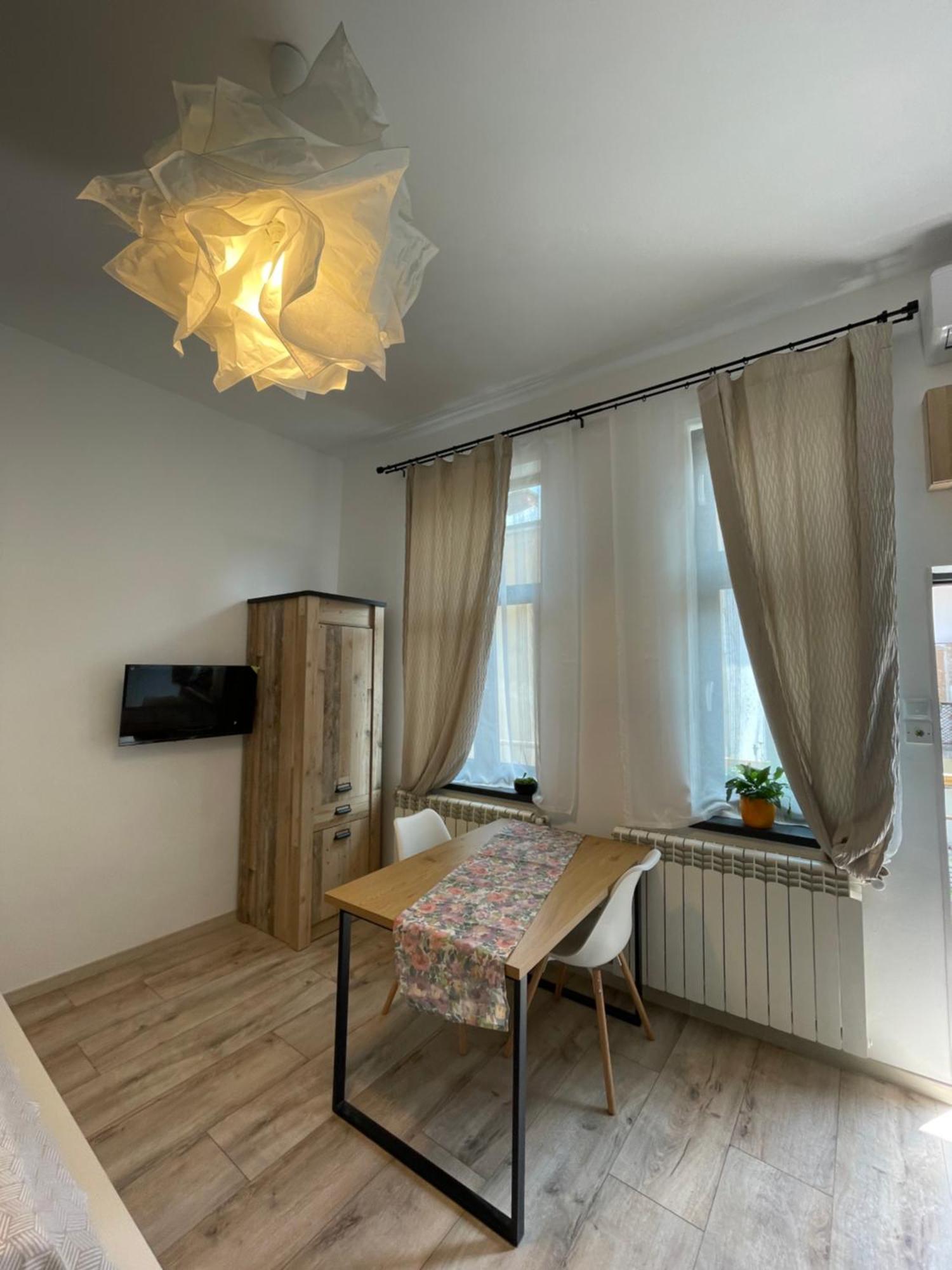 Next Door Studio Kolozsvár Kültér fotó